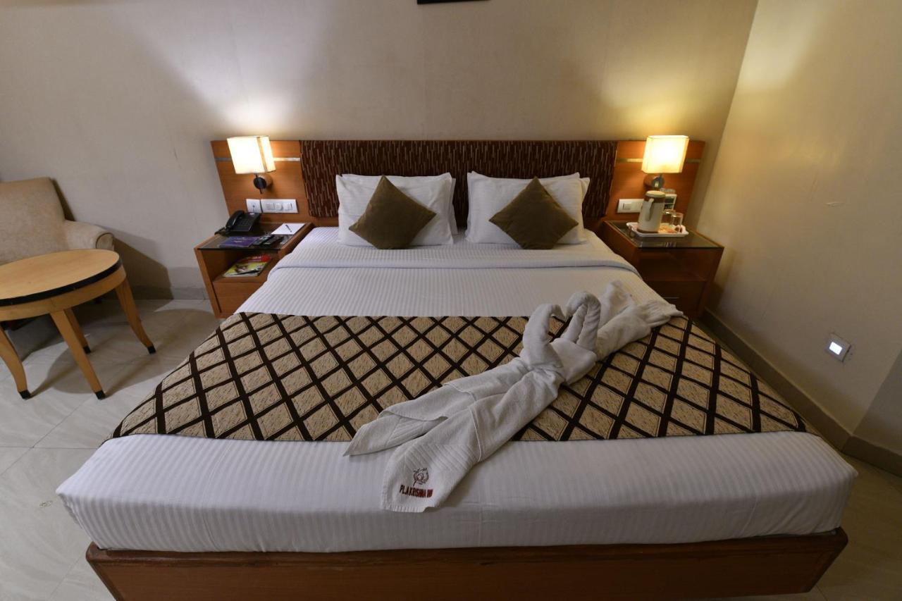 Pla Krishna Inn Tiruchirappalli Exterior photo