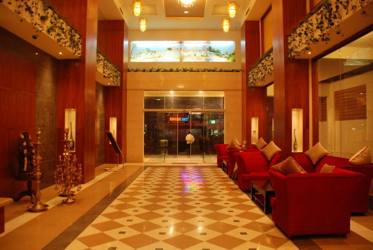 Pla Krishna Inn Tiruchirappalli Exterior photo